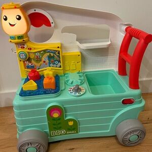 Fisher-Price Laugh & Learn 3-In-1 On-The-Go Camper Walker & Activity Center